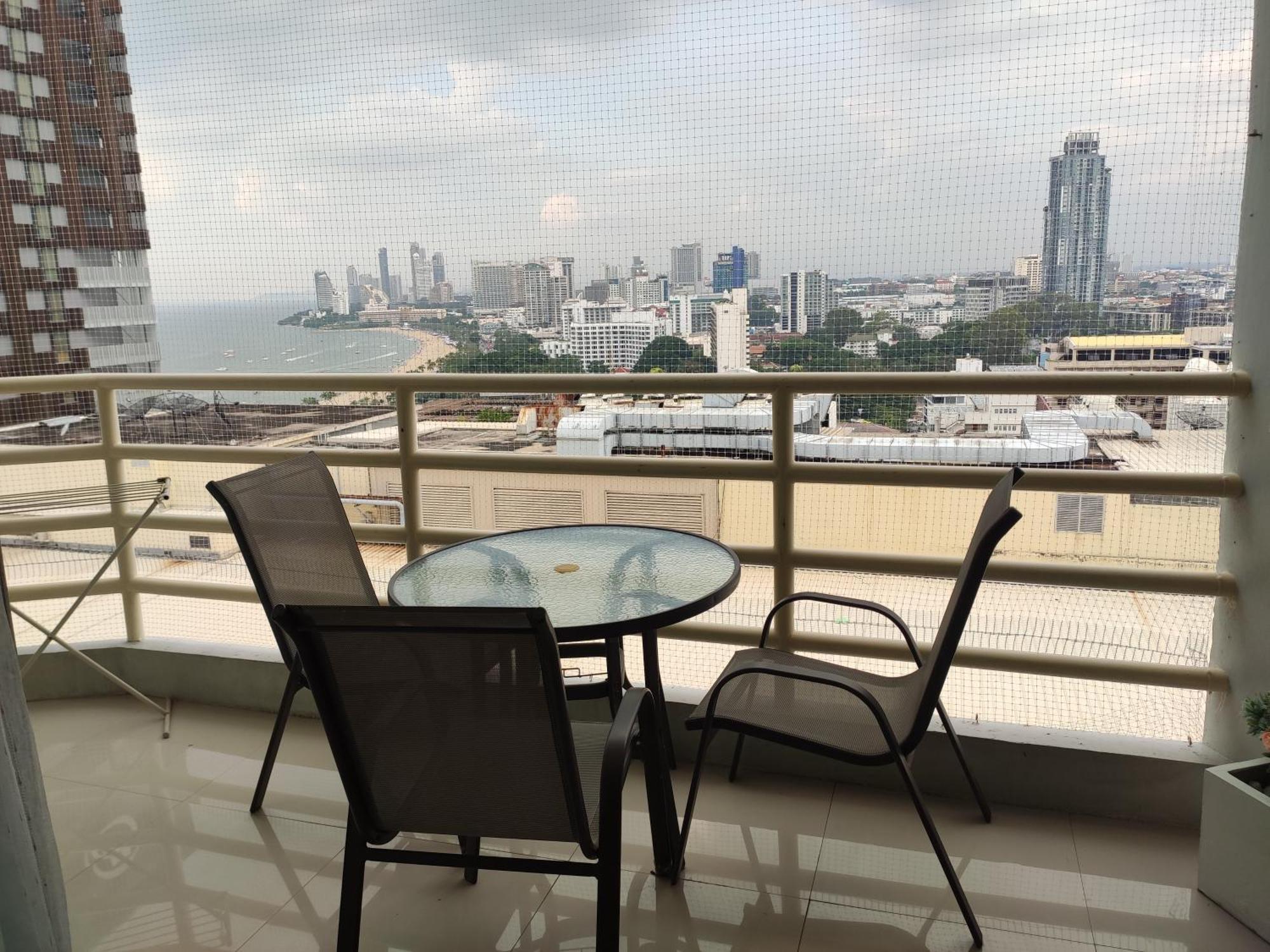 View Talay 6 Pattaya Beach By Anatolia Condo Suite Экстерьер фото