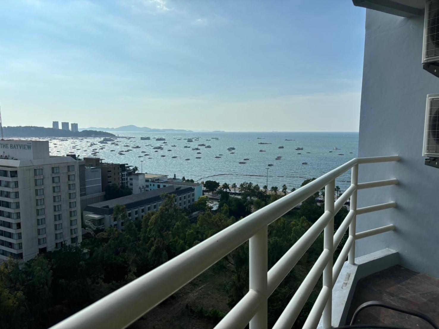 View Talay 6 Pattaya Beach By Anatolia Condo Suite Экстерьер фото