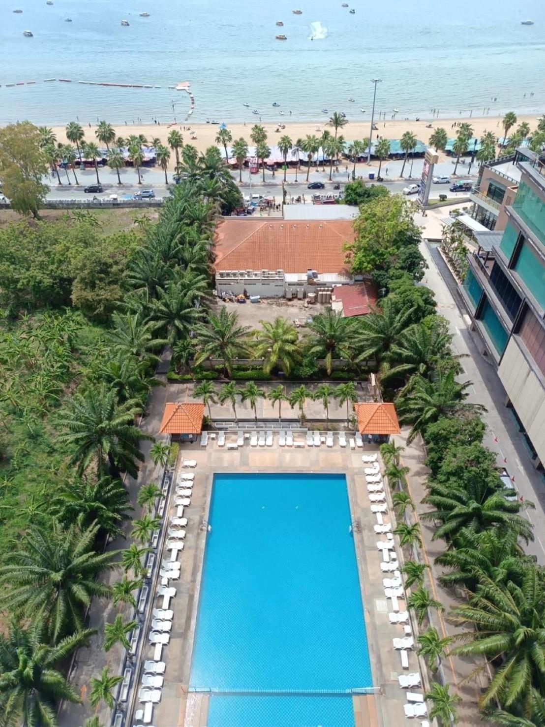 View Talay 6 Pattaya Beach By Anatolia Condo Suite Экстерьер фото
