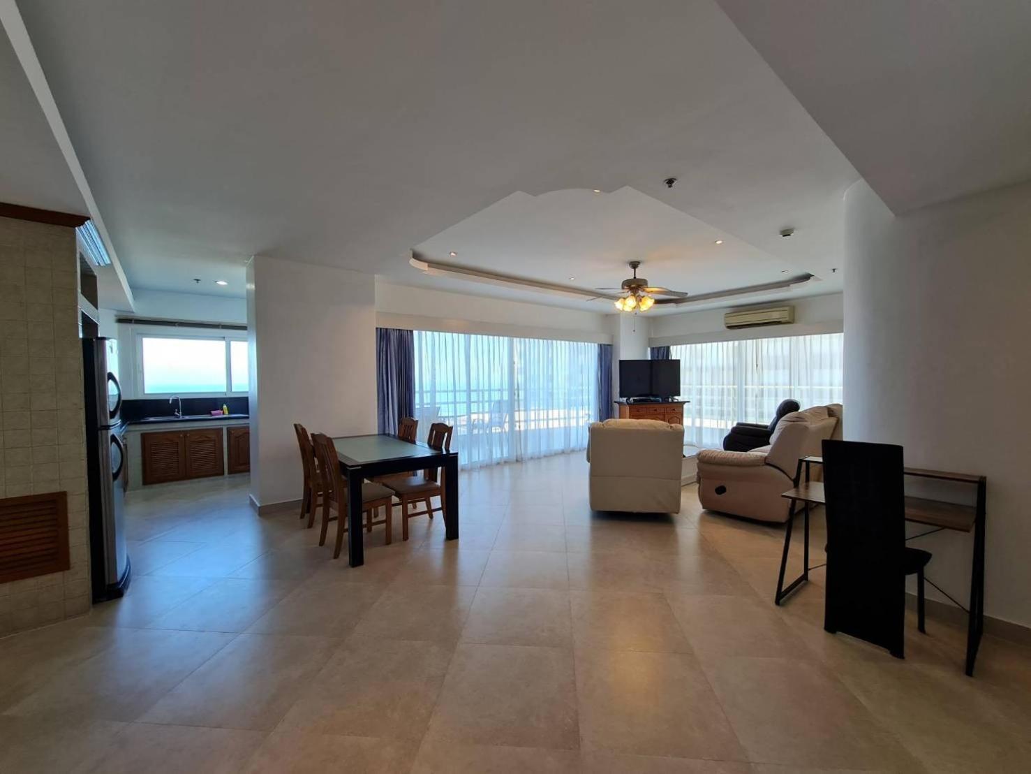 View Talay 6 Pattaya Beach By Anatolia Condo Suite Экстерьер фото