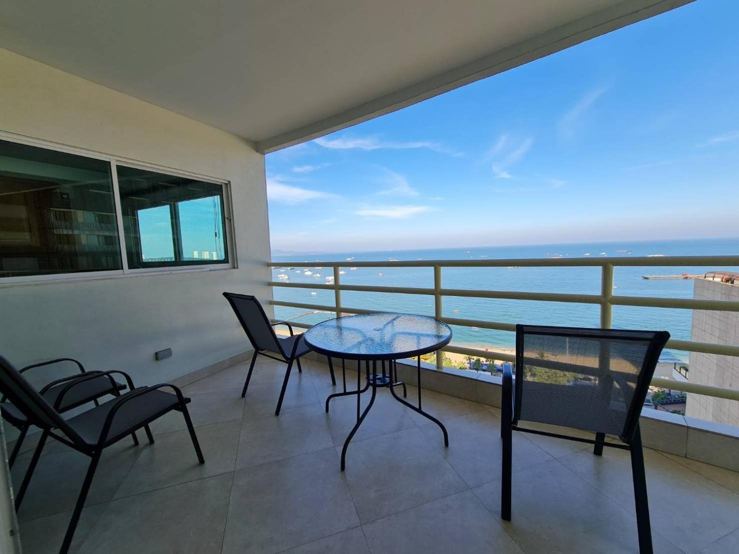 View Talay 6 Pattaya Beach By Anatolia Condo Suite Экстерьер фото
