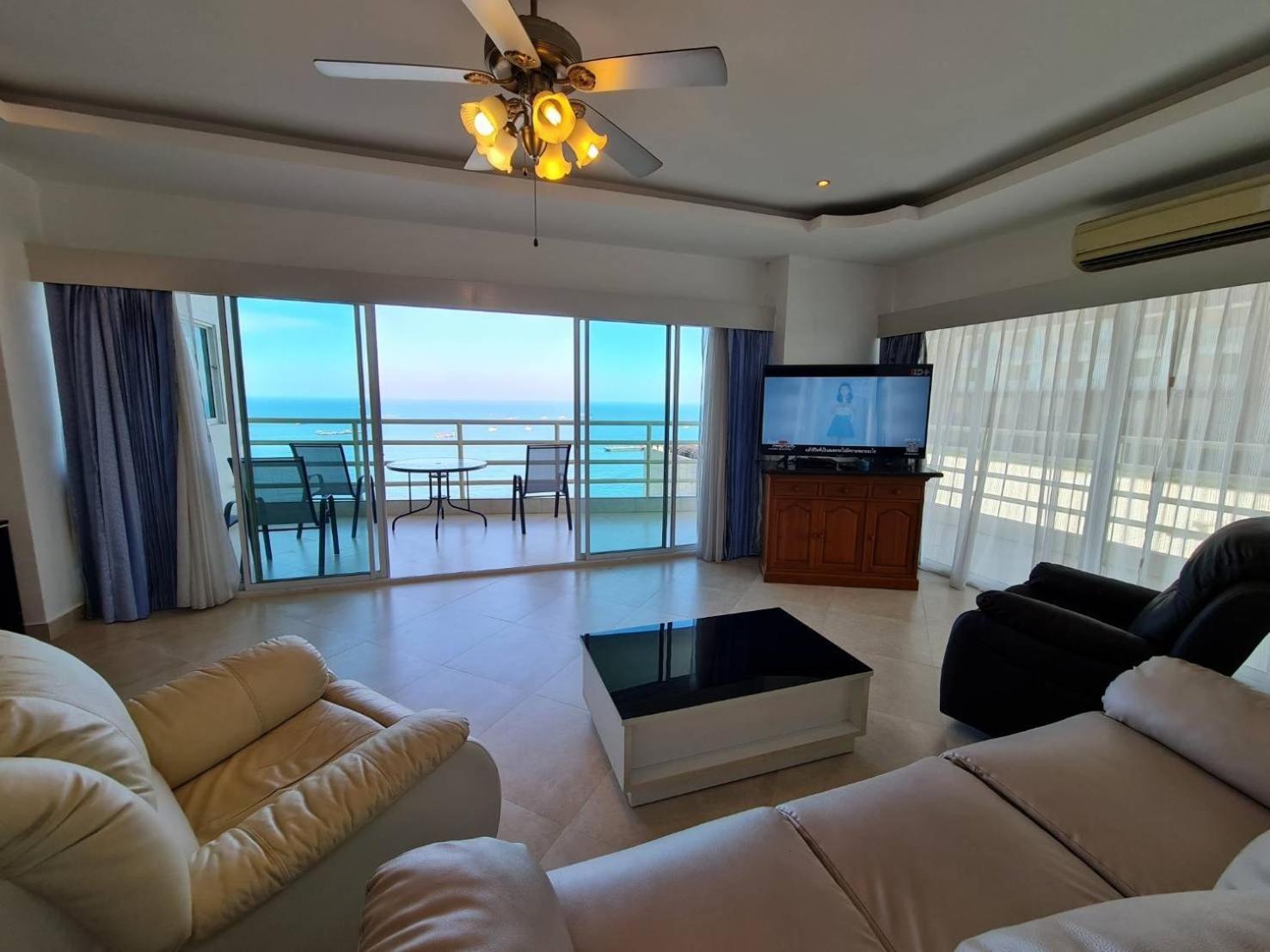 View Talay 6 Pattaya Beach By Anatolia Condo Suite Экстерьер фото