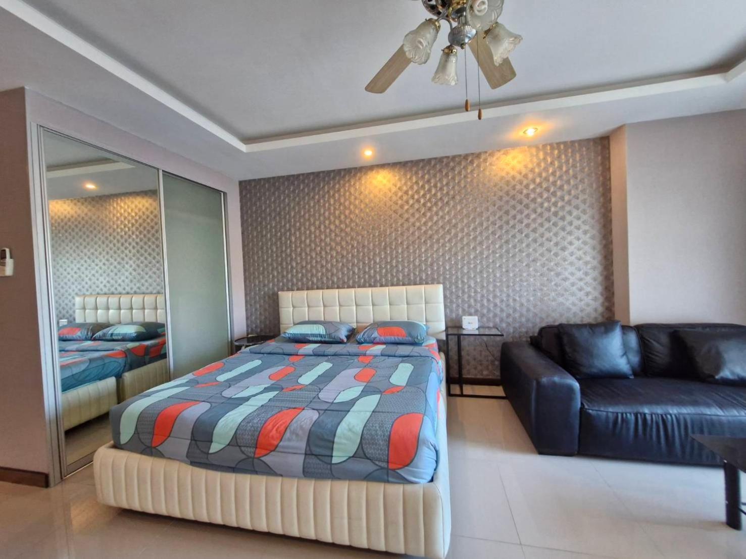 View Talay 6 Pattaya Beach By Anatolia Condo Suite Экстерьер фото